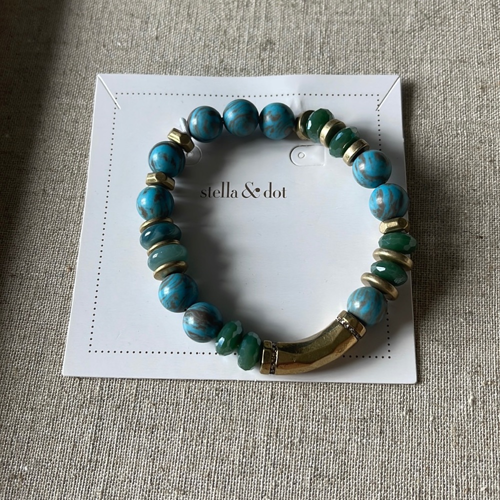 Display only turquoise, jade and gold colors.